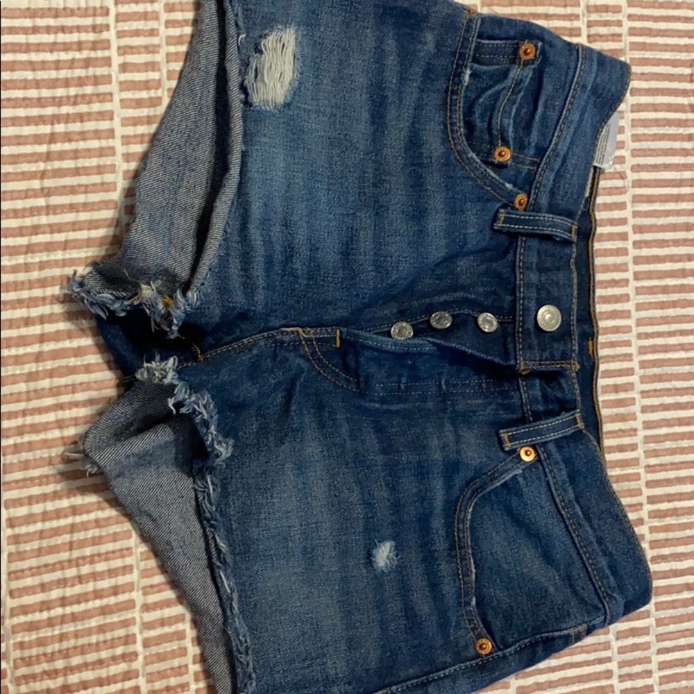 Levi Shorts - image 7